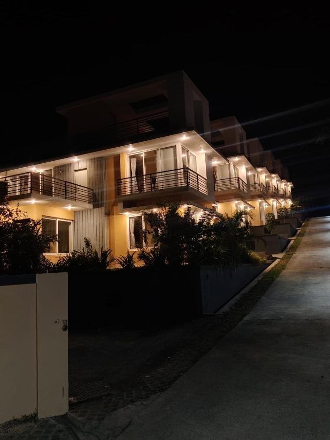 ROYAL MEADOWS - IGATPURI Bungalow B Exterior foto