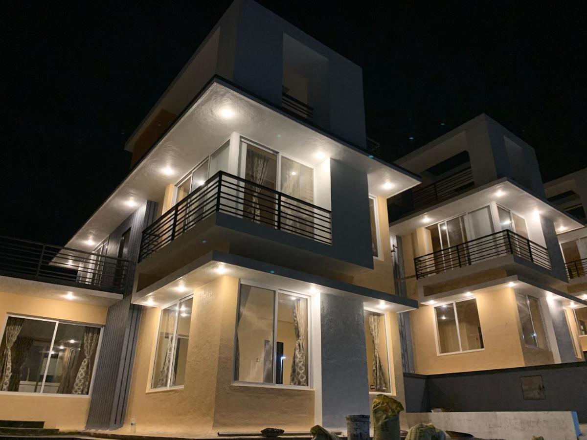 ROYAL MEADOWS - IGATPURI Bungalow B Exterior foto
