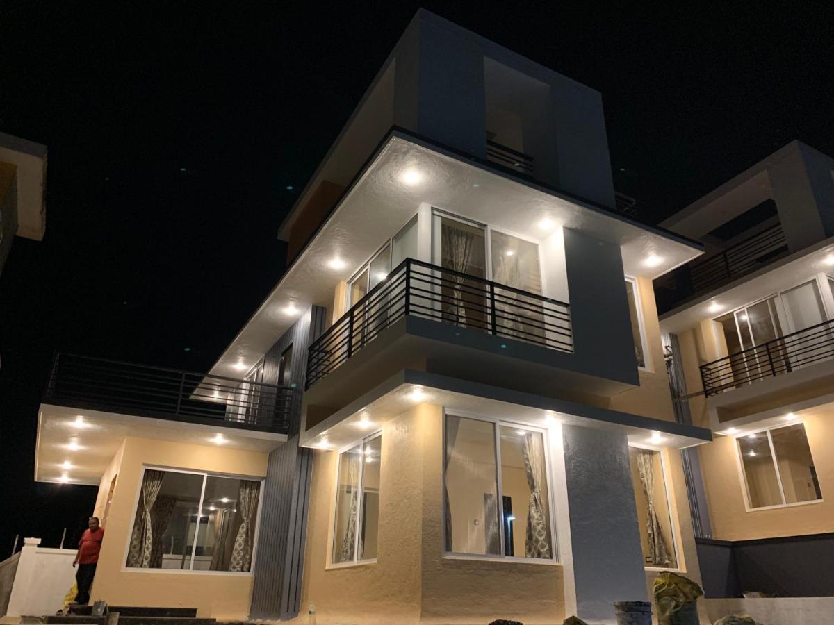 ROYAL MEADOWS - IGATPURI Bungalow B Exterior foto